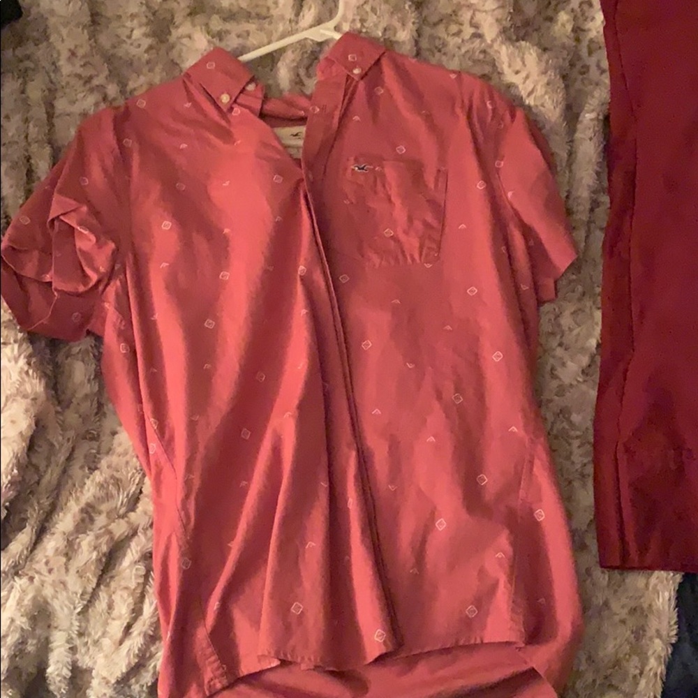 Hollister men’s Salmon button up shirt